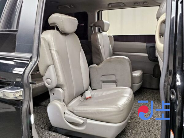 Kia Carnival black - KNHMD376BDS558491 - Image 12