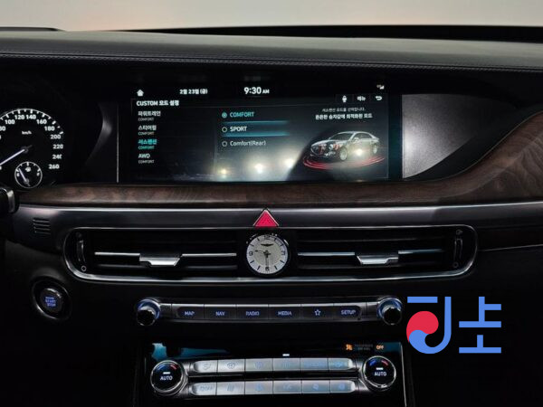 Genesis G90 blue - KMHG341HDMU094256 - Image 17