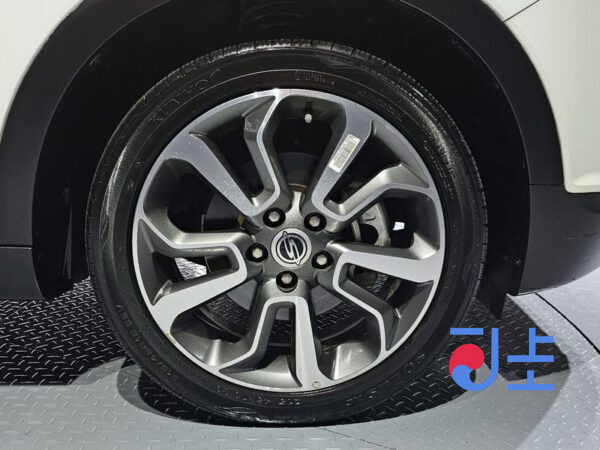 SsangYong Tivoli white - KPBXH3AR1GP098422 - Image 5