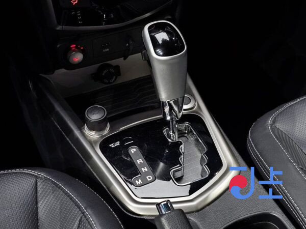 SsangYong Tivoli white - KPBXH3AR1GP098422 - Image 9