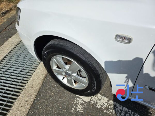 Hyundai Sonata white - KMHEU41MP9A721878 - Image 5