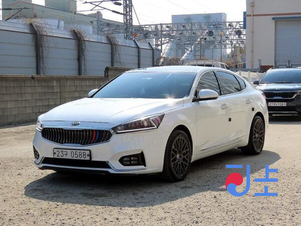 Kia K7 white - KNALB41ABGA021363 - Image 2