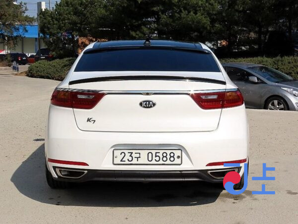 Kia K7 white - KNALB41ABGA021363 - Image 4