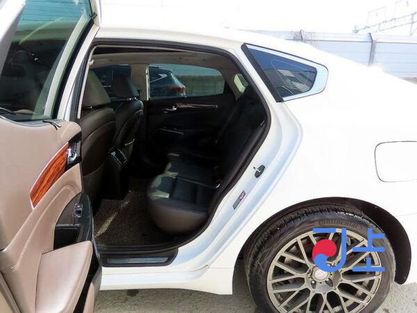 Kia K7 white - KNALB41ABGA021363 - Image 6