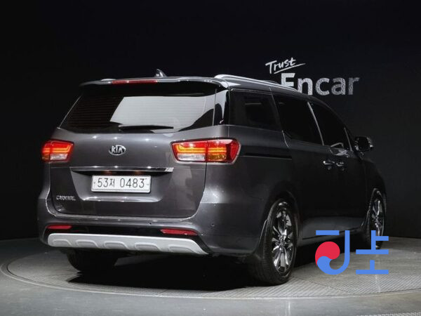 Kia Carnival grey - KNAME81ABGS195282 - Image 2