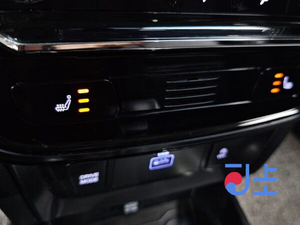 SsangYong Tivoli white - KPBXL3AT1MP358596 - Image 19