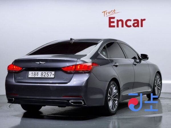 Hyundai Genesis grey - KMHGM41DDFU069078 - Image 2