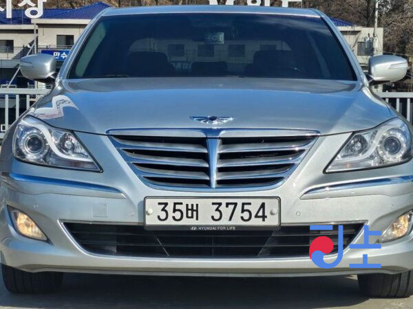 Hyundai Genesis grey - KMHGA41BBDU219475 - Image 2