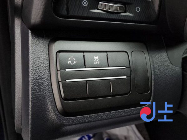 SsangYong Tivoli blue - KPBXL3AP-37083393 - Image 14