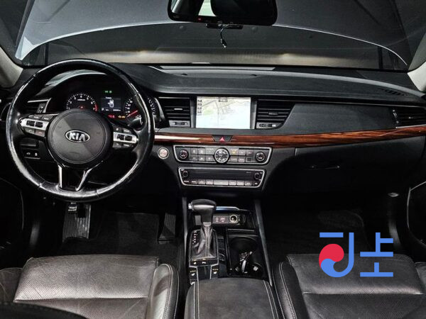 Kia K7 grey - KNALC418BHA059217 - Image 7