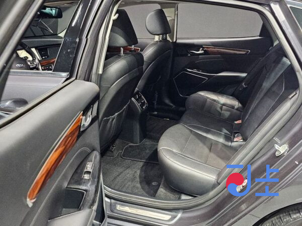Kia K7 grey - KNALC418BHA059217 - Image 12