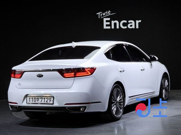 Kia K7 white - KNALC418BKA160503 - Image 2