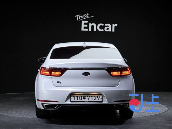 Kia K7 white - KNALC418BKA160503 - Image 4