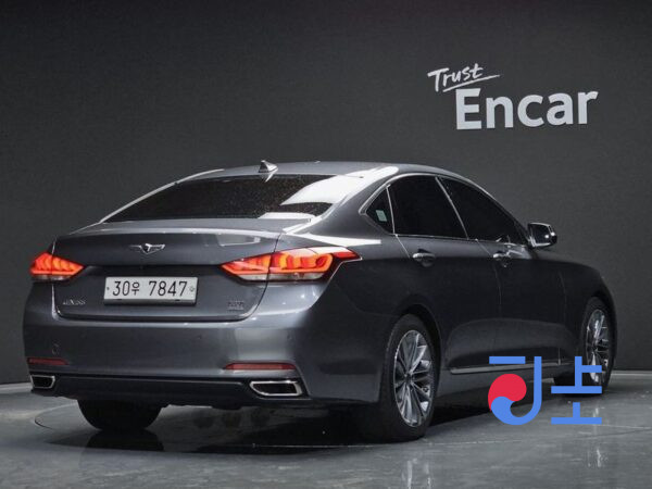 Hyundai Genesis grey - KMHGL41DDFU071491 - Image 2