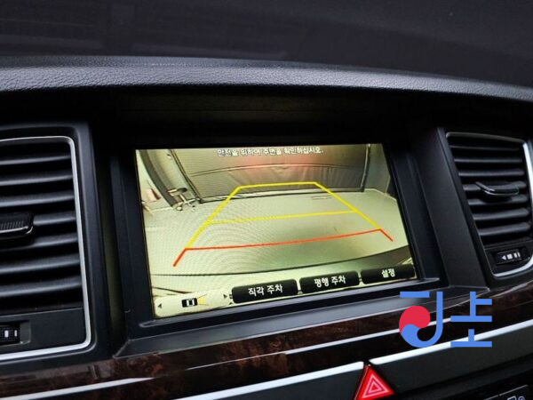 Hyundai Genesis grey - KMHGL41DDFU071491 - Image 15