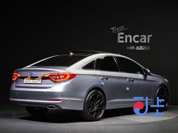 Hyundai Sonata grey - KMHE341CBHA302991 - Image 2