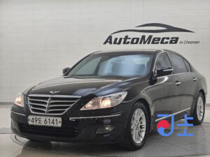 Hyundai Genesis black - KMHGB41AP8U002161