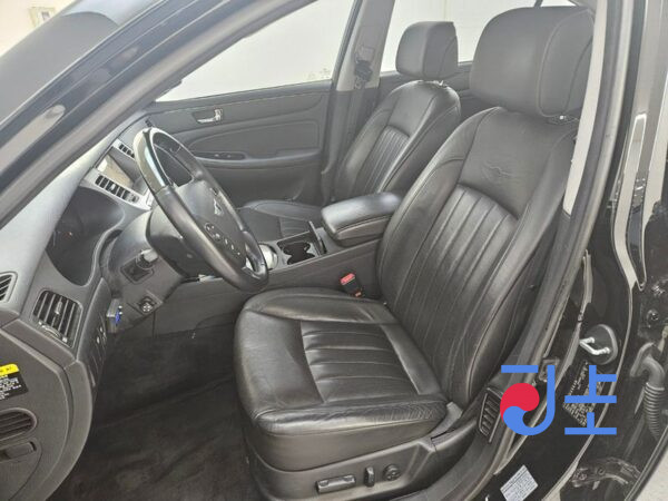 Hyundai Genesis black - KMHGB41AP8U002161 - Image 13
