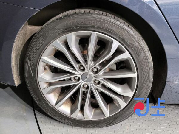 Hyundai Genesis blue - KMHGL41DBFU062250 - Image 5