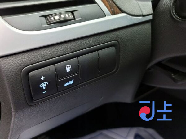 Hyundai Genesis blue - KMHGL41DBFU062250 - Image 14