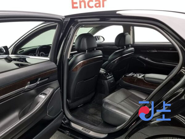 Genesis G90 black - KMHG141ABGU005843 - Image 13