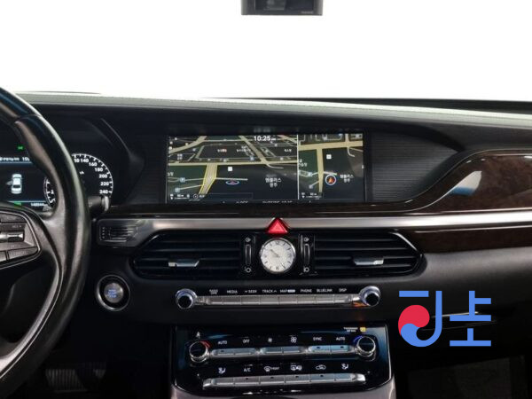 Genesis G90 black - KMHG141ABGU005843 - Image 15