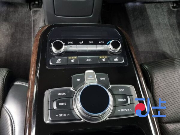 Genesis G90 black - KMHG141ABGU005843 - Image 21