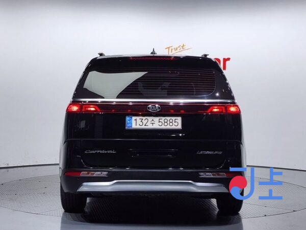 Kia Carnival black - KNANC813BMS097299 - Image 4