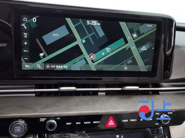 Kia Carnival black - KNANC813BMS097299 - Image 14