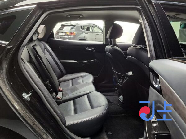 Kia K7 black - KNALC41ABLA214557 - Image 12