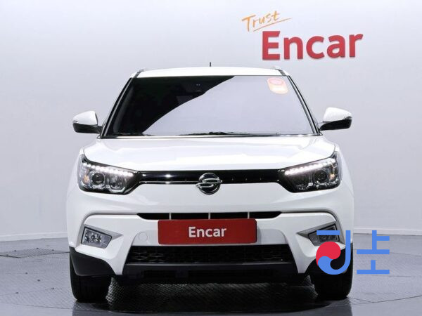 SsangYong Tivoli white - KPBXH3AR1HP138034 - Image 3
