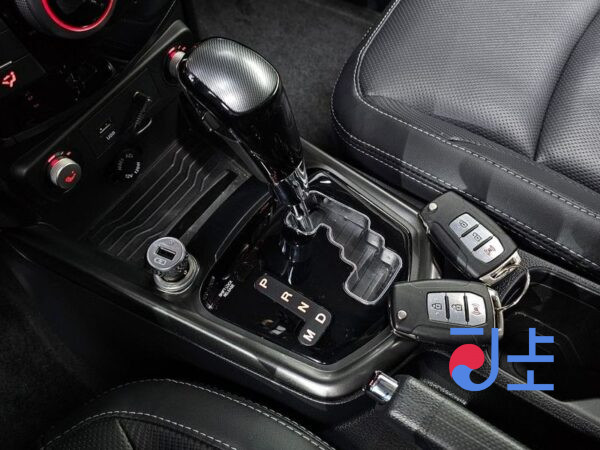 SsangYong Tivoli white - KPBXH3AR1HP138034 - Image 9