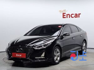 Hyundai Sonata black - KMHE241CBJA467687