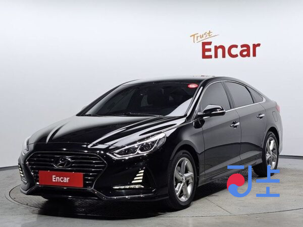 Hyundai Sonata black - KMHE241CBJA467687
