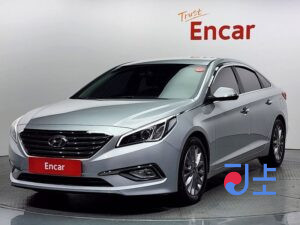 Hyundai Sonata silver - KMHE341CBFA038150