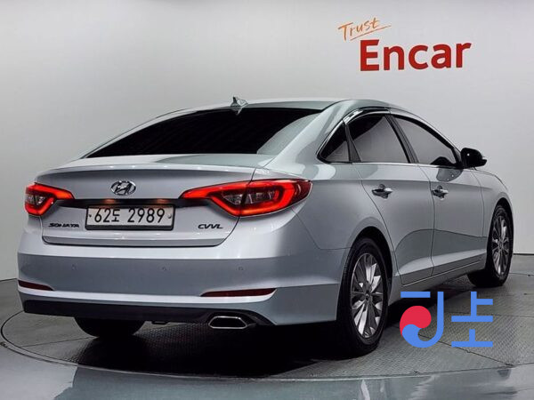 Hyundai Sonata silver - KMHE341CBFA038150 - Image 2