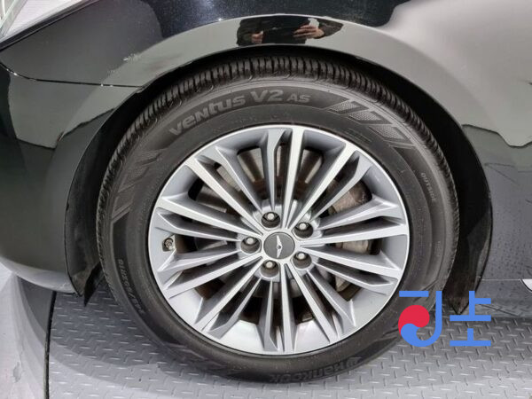 Genesis G90 black - KMHG241DDHU030434 - Image 5