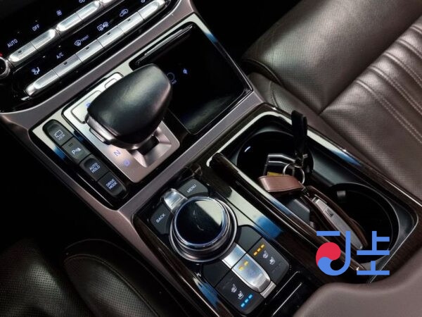 Genesis G90 black - KMHG241DDHU030434 - Image 9