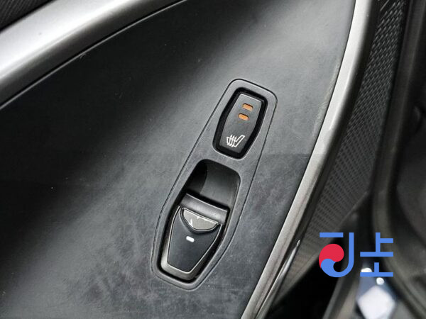 Hyundai Maxcruz blue - KMHSN81XBGU178418 - Image 19