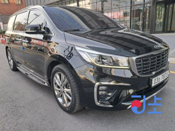 Kia Carnival black - KNAMC81ABKS465060 - Image 3