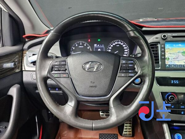 Hyundai Sonata white - KMHE341CBGA247585 - Image 13
