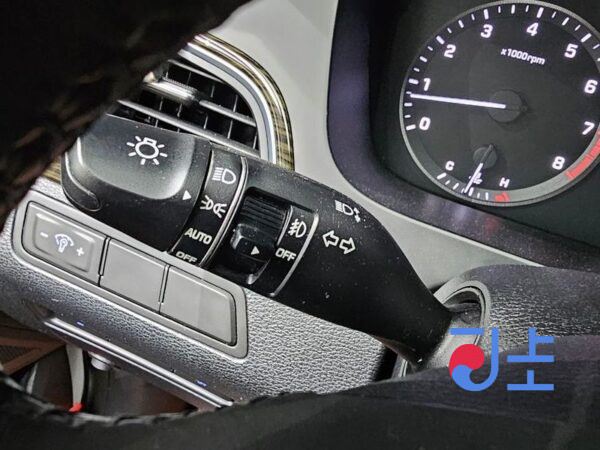 Hyundai Sonata white - KMHE341CBGA247585 - Image 16