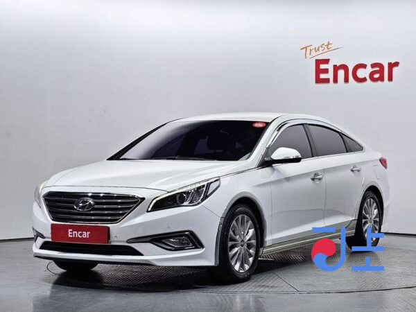 Hyundai Sonata white - KMHE241CBHA274598