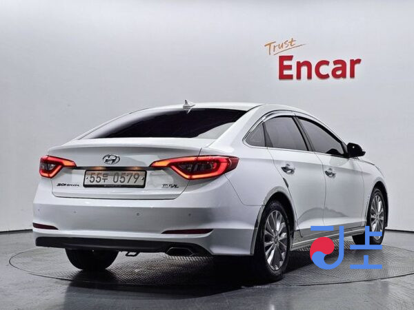 Hyundai Sonata white - KMHE241CBHA274598 - Image 2