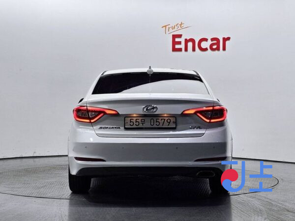 Hyundai Sonata white - KMHE241CBHA274598 - Image 4