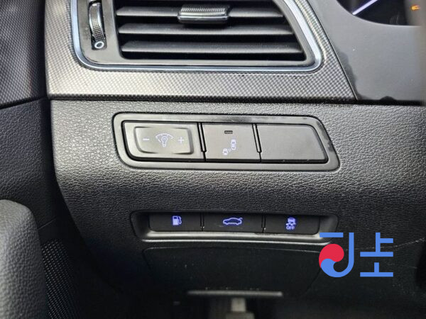 Hyundai Sonata white - KMHE241CBHA274598 - Image 18