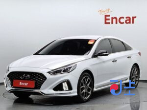 Hyundai Sonata white - KMHE241BBKA566532