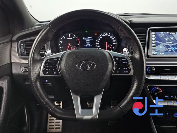 Hyundai Sonata white - KMHE241BBKA566532 - Image 13