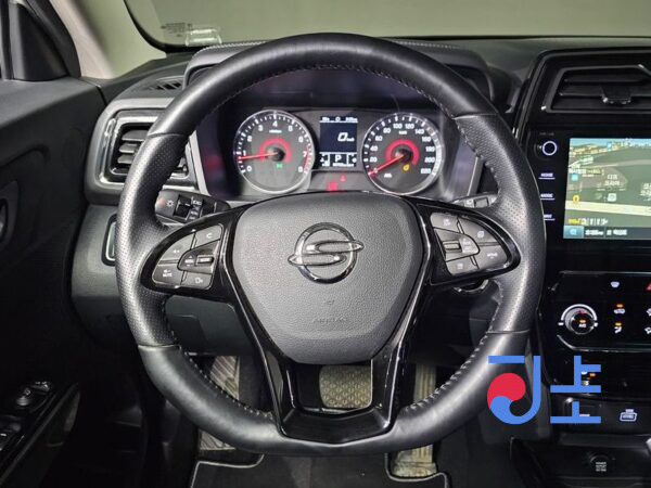 SsangYong Tivoli white - KPBXL3AT1MP358082 - Image 14