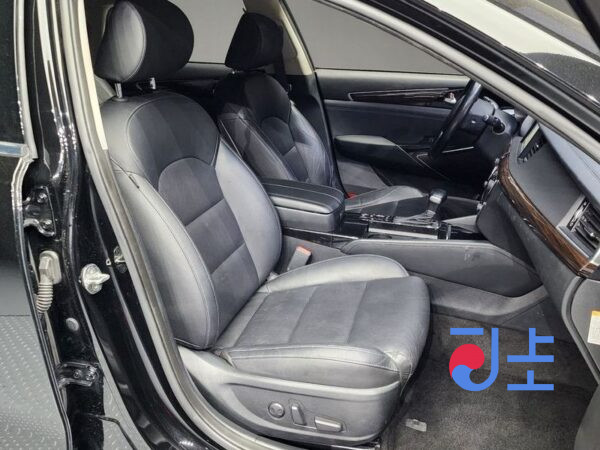 Kia K7 black - KNALA41GBKA016710 - Image 10